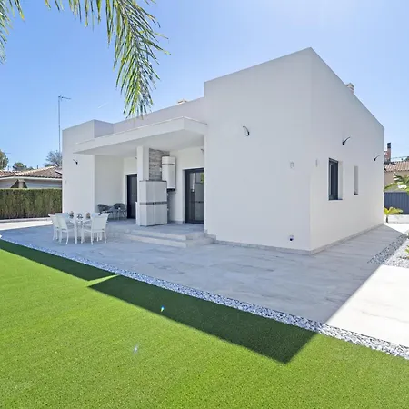 Villa Oasis Lagos Con Piscina-spa Y Barbacoa *